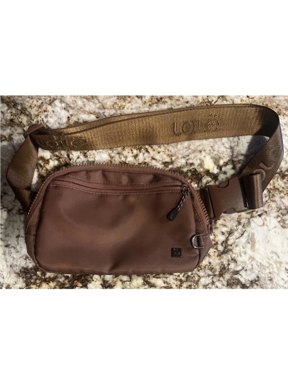 NWOT - LOLE Belt Bag / Fanny Pack / Crossbody Bag / Waist Bag - Brown - Unused